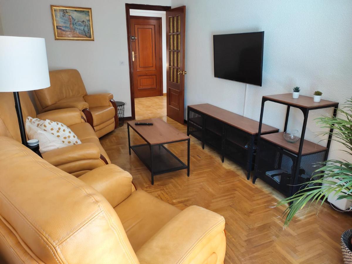 Casa Del Beso II Apartment Luarca Bagian luar foto